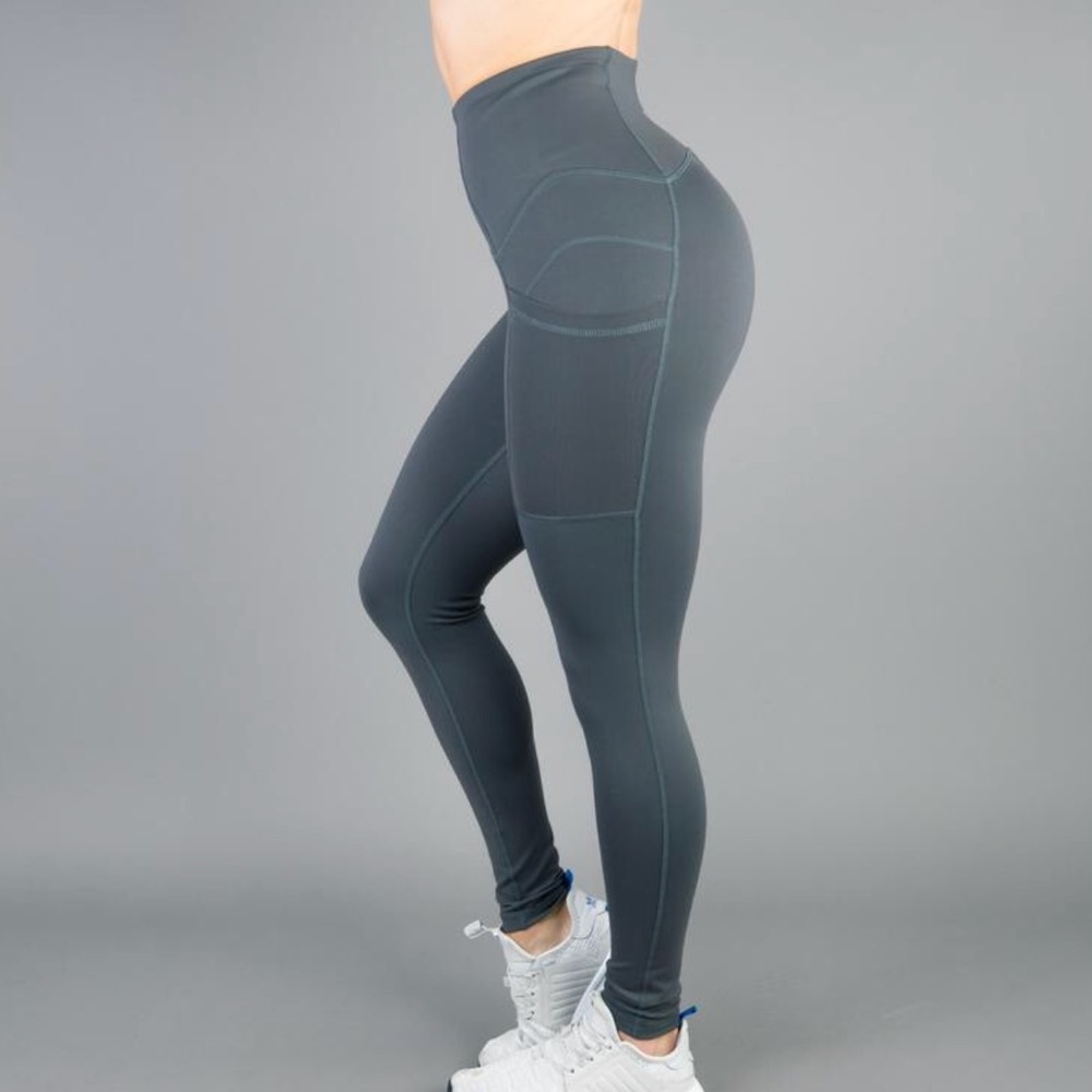 Buffbunny Athena Leggings - Charcoal NWOT